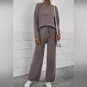 SHEIN sweater set. Sz sm.